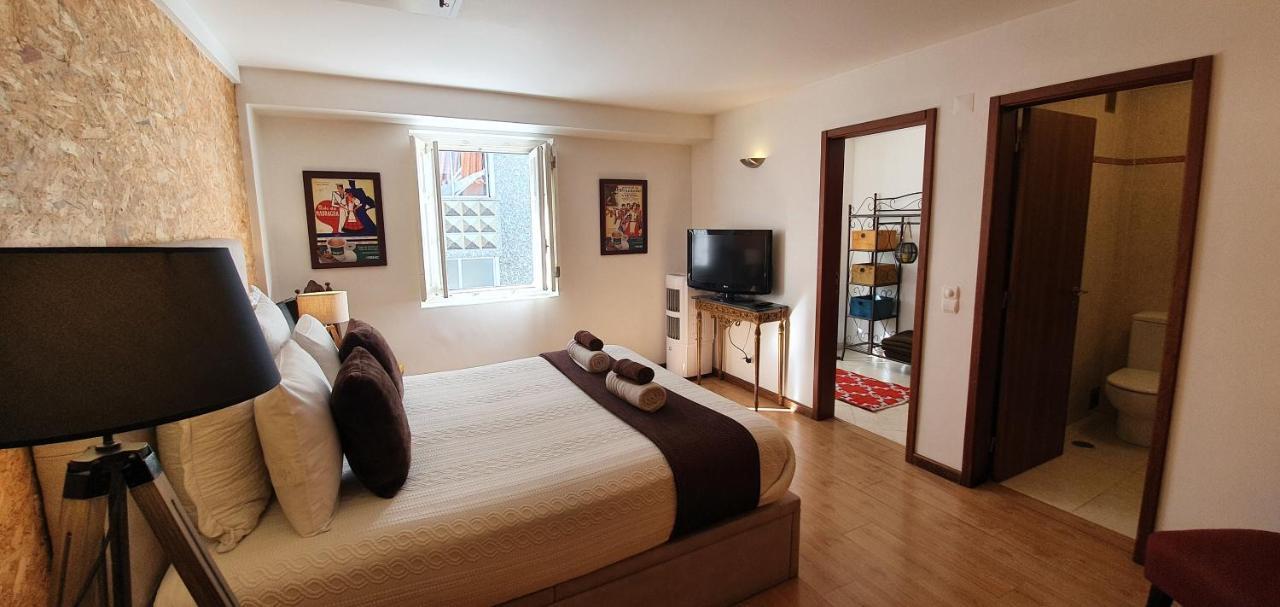 Casa Do Criativo Bed&Breakfast Almada Exterior foto