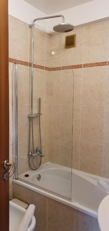 Casa Do Criativo Bed&Breakfast Almada Exterior foto